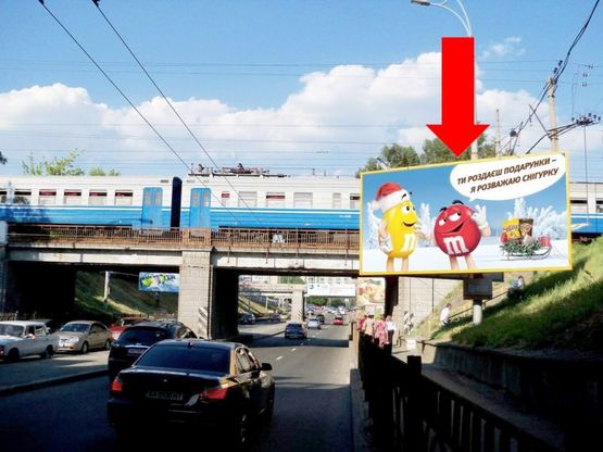 Фото рекламной плоскости по адресу Федорова ул. / Гринченка ул., в сторону Б. Васильковская ул. (бывш. Красноармейская ул.)