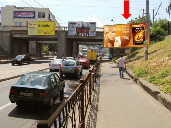 Фото рекламной плоскости по адресу Федорова ул. / Гринченка ул., в сторону Протасов Яр ул.