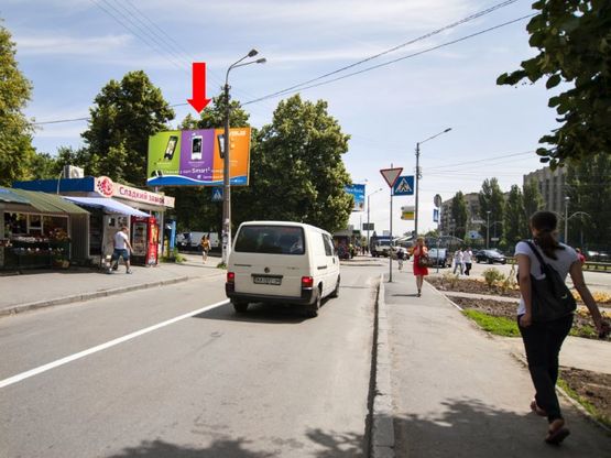 Фото рекламной плоскости по адресу Выборгская ул. / Янгеля ул., в сторону Борщаговская ул.