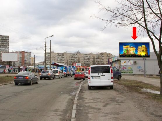 Фото рекламної площини за адресою Симиренко ул., 8 / Желудева ул., возле рынка