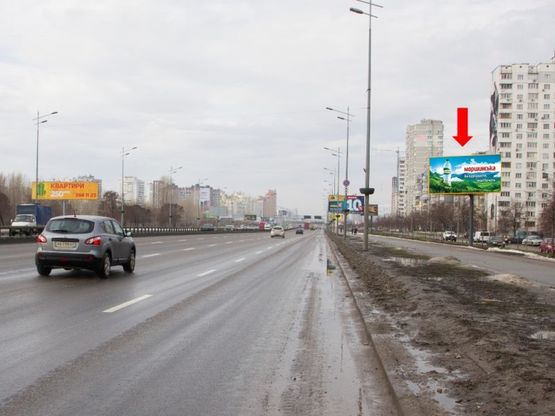 Фото рекламной плоскости по адресу Бажана пр., 7, напротив, в центр