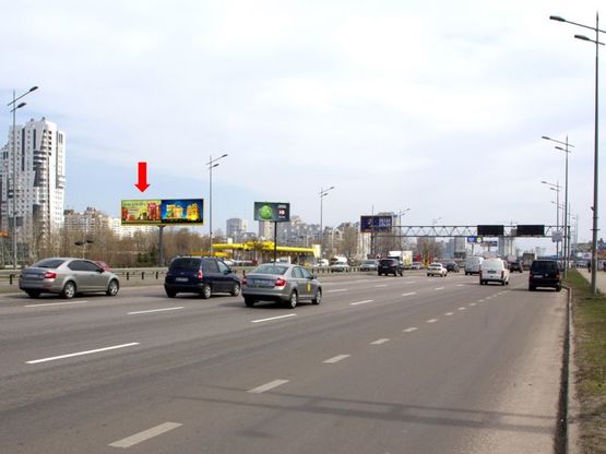 Фото рекламной плоскости по адресу Бажана пр., напротив клиники "Борис", ст. м. "Позняки", из центра, левый