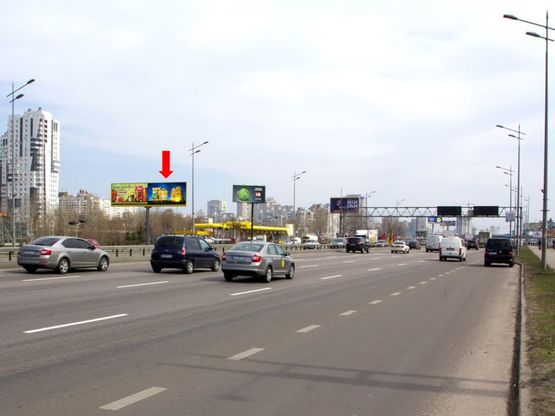 Фото рекламной плоскости по адресу Бажана пр., напротив клиники "Борис", ст. м. "Позняки", из центра, правый