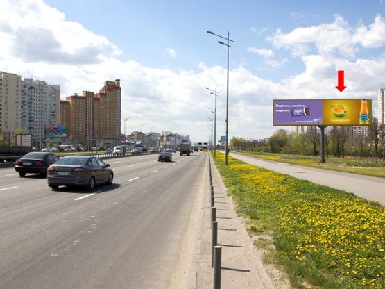 Фото рекламної площини за адресою Бажана пр., 26, от ст. м. "Харьковская" в сторону ст. м. "Позняки", правый