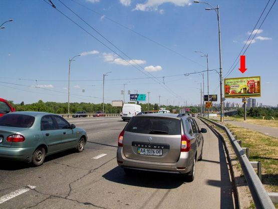 Фото рекламной плоскости по адресу Ватутина пр., Московский мост, справа, в сторону левого берега