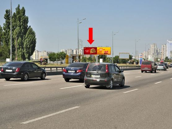 Фото рекламної площини за адресою Бажана пр., 1 / Днепродзержинская ул., в сторону Харьковская пл., левый