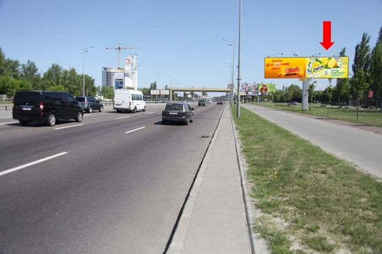 Фото рекламной плоскости по адресу Бажана пр. / Горловская ул., 228, напротив, правый, в сторону Харьковская пл.