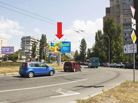 Фото рекламної площини за адресою Иорданская ул. (бывш. Гавро ул.) / Архипенка ул. (бывш. Залки ул.), клумба, в сторону Героев Сталинграда пр.