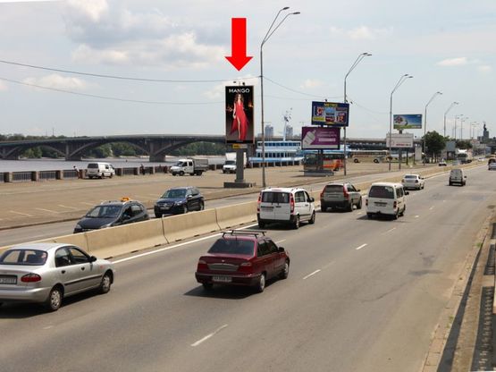 Фото рекламной плоскости по адресу Набережное шоссе, 600м от ст. м. "Днепр", в сторону ст. м. "Днепр"