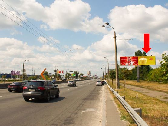 Фото рекламной плоскости по адресу Бандеры пр. (бывш. Московский пр.), 400м от развязки с Героев Сталинграда пр., правый, в сторону ст. м. "Почайна" (бывш. ст. м. "Петровка")