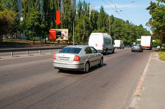 Фото рекламной плоскости по адресу Телиги ул., 41, в сторону ст. м. "Почайна" (бывш. ст. м. "Петровка")
