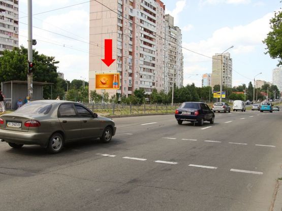 Фото рекламної площини за адресою Автозаводская ул. / Дубровицкая ул., в сторону Шевченка пл.