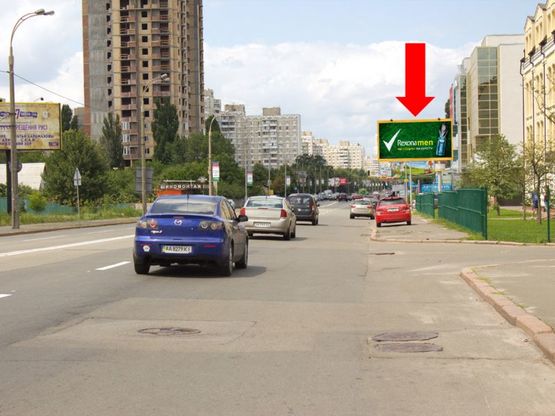 Фото рекламной плоскости по адресу Харьковское шоссе / Ялынковый пер., в сторону Дарницкая пл. (бывш. Ленинградская пл.)