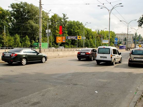 Фото рекламной плоскости по адресу Телиги ул., 15 / Мельникова ул., в сторону ст. м. "Шулявская"