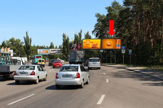 Фото рекламної площини за адресою Харьковская пл. / Светлая ул. / Коллекторная ул., в сторону Борисполя, правая