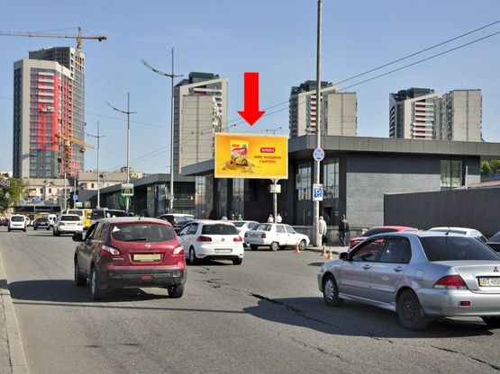 Фото рекламной плоскости по адресу Кирпы ул., 5, супермаркет "Novus", напротив Южного вокзала, в сторону Липковского ул. (бывш. ул. Урицкого)
