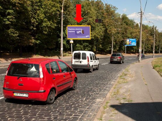 Фото рекламної площини за адресою Подольский спуск, слева, в сторону Кирилловская ул. (бывш. Фрунзе ул.)