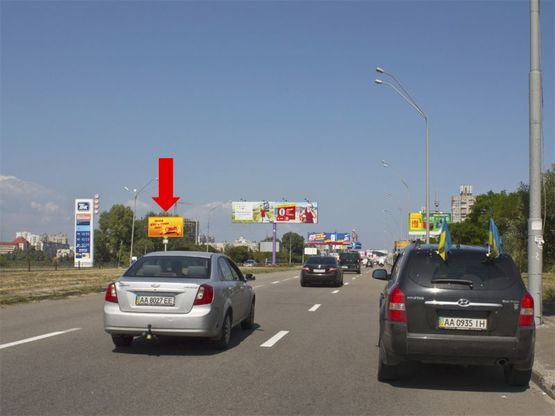 Фото рекламної площини за адресою Оболонский пр., возле АЗС "ТНК", в сторону ст. м. "Оболонь"