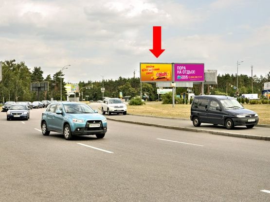 Фото рекламної площини за адресою Харьковская пл., напротив Ташкентская ул., в сторону Борисполя, левая