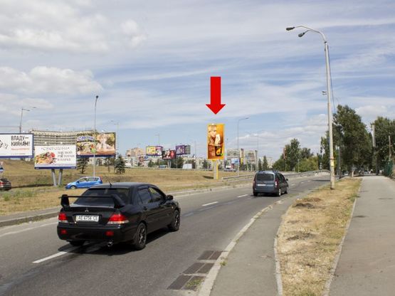 Фото рекламної площини за адресою Миколайчука ул. (бывш.Серафимовича ул.), заезд с Днепровская набережная на Миколайчука ул. (бывш. Серафимовича ул.), в сторону Березняковская ул.