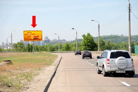 Фото рекламной плоскости по адресу Бажана пр., ст. м. "Славутич", выезд на Бажана пр., в сторону ст. м. "Харьковская"