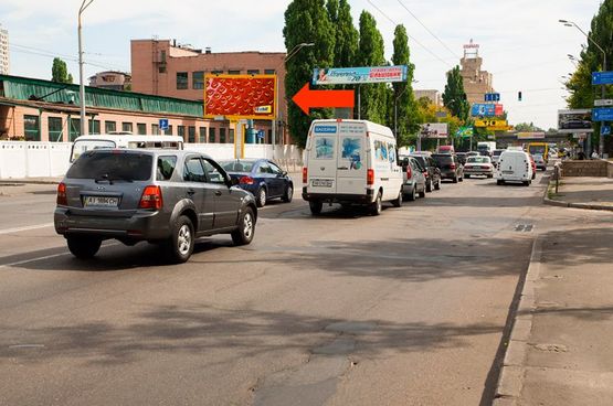Фото рекламної площини за адресою Телиги ул. / Гонты ул., в сторону ст. м. "Шулявская"