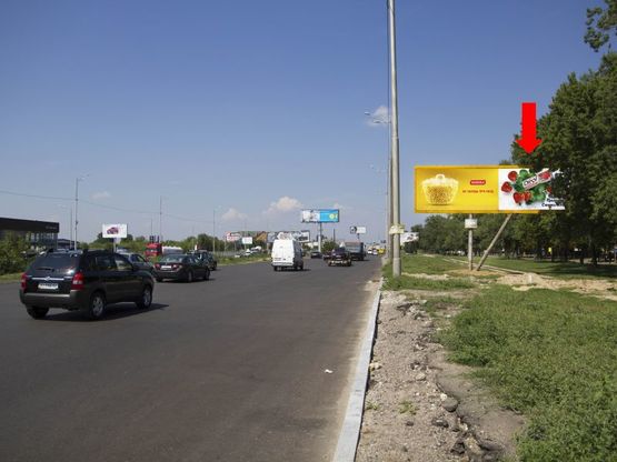 Фото рекламної площини за адресою Кольцевая дорога / Зодчих ул., 18, напротив, в сторону Победы пр., правая