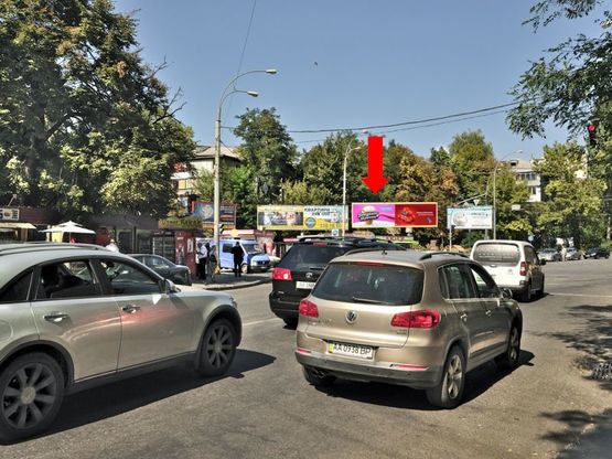 Фото рекламной плоскости по адресу Соломенская ул. / Волгоградская ул. / Головка ул., рынок "Соломенский", левая