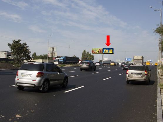 Фото рекламной плоскости по адресу Кольцевая дорога / Зодчих ул., 30, разделитель, в сторону Победы пр., правая