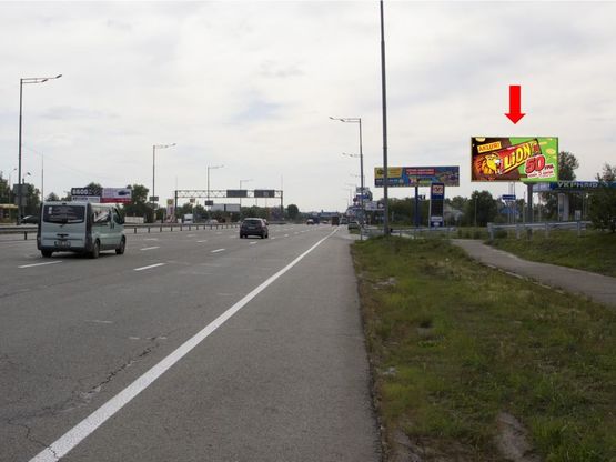 Фото рекламної площини за адресою Столичное шоссе - ул. Заболотного, напротив АЗС, возле авторынка, из центра