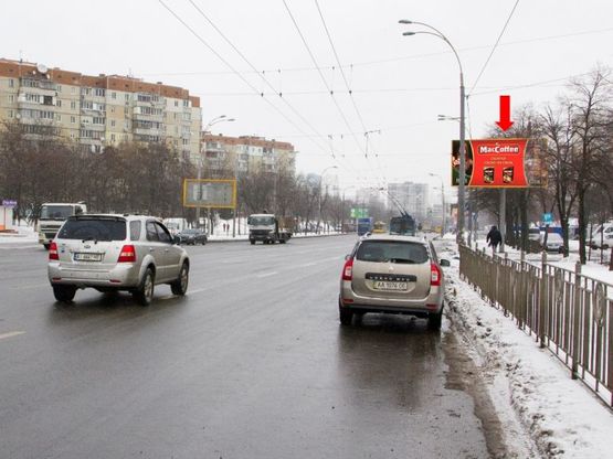 Фото рекламной плоскости по адресу Правды пр., 120 м от ул. Ужвий, в сторону ул. Ивашкевича, супермаркета "Караван"