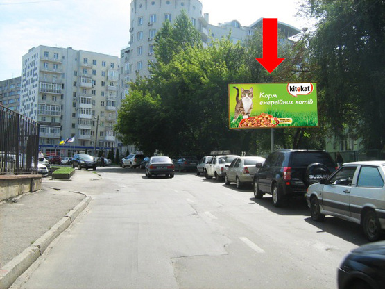 Фото рекламної площини за адресою Сахарова ул., 80, возле "Кредобанка"