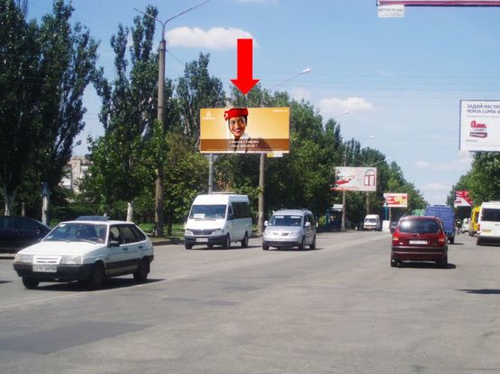 Фото рекламної площини за адресою 50-летия Победы пр. / ул. Толстого