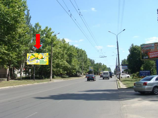 Фото рекламной плоскости по адресу Мира пр. / Южная ул., коледж экономики и права, в сторону Победы пл., ж/д вокзала, супермаркета "АТБ", из центра