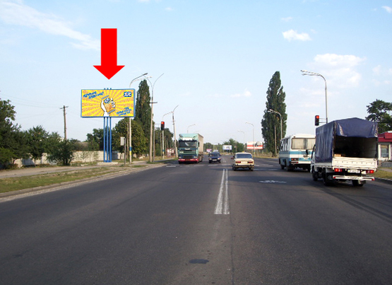 Фото рекламной плоскости по адресу Днепровская ул. / Теплая ул. (бывш. Лазо ул.), на светофоре, возле сш.№20