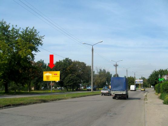 Фото рекламной плоскости по адресу Тиражная ул., 20, напротив, из центра