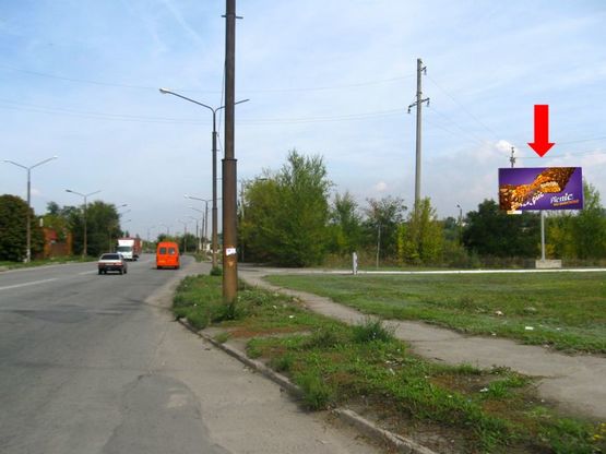 Фото рекламной плоскости по адресу Истомина ул., 54, напротив, в сторону Зачиняева ул.