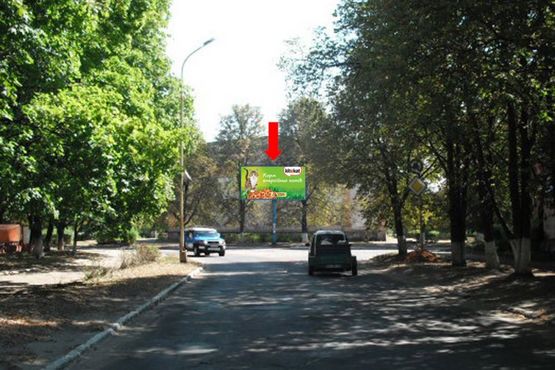 Фото рекламної площини за адресою Покровская пл. (бывш. Кирова пл.), 7