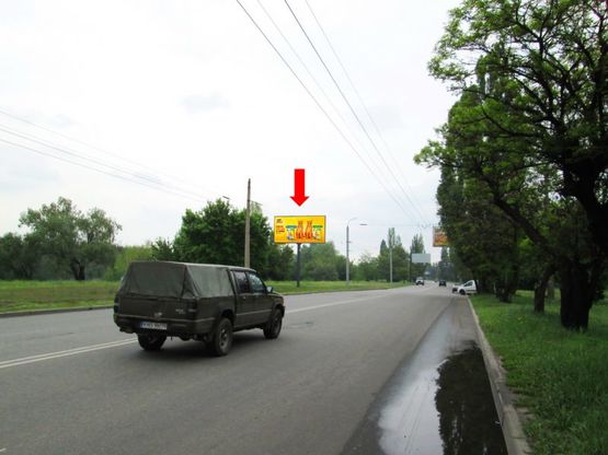 Фото рекламної площини за адресою Барабашова ул., 38 напротив, в сторону ул. Героев Труда