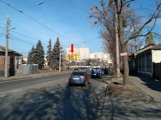 Фото рекламної площини за адресою Полевая ул. - ул. Плехановская, в сторону пр. Московский