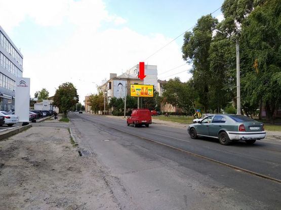 Фото рекламной плоскости по адресу Б. Панасовская ул., 34, район Центрального рынка, из центра