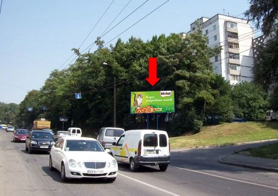 Фото рекламної площини за адресою Рыбалко М. ул. / пр. Мира, остановка, возле магазина "Факел"