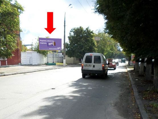 Фото рекламної площини за адресою Черновола В. ул., 35, возле магазина "Свит паркету"