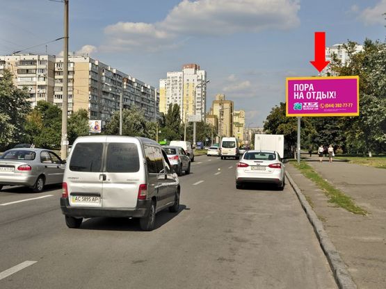 Фото рекламної площини за адресою Тростянецкая ул., 6, в сторону Харьковское шоссе