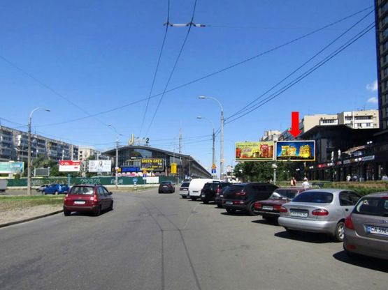 Фото рекламной плоскости по адресу Оболонский пр., 26, ст. м. "Минская", возле ТРЦ "Dream Town", "McDonald's", правый