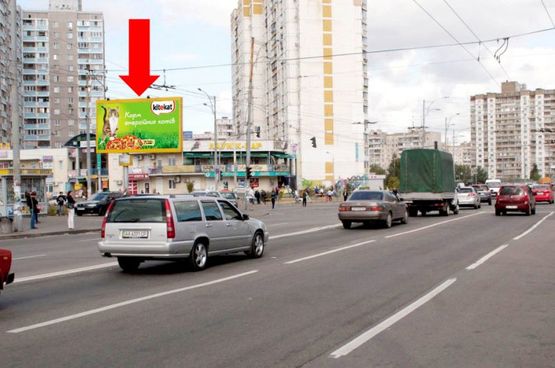 Фото рекламной плоскости по адресу Радунская ул., 3, на перекрестке с Лесковской ул., в сторону Драйзера ул.