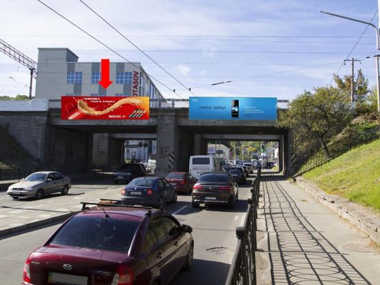 Фото рекламной плоскости по адресу Федорова ул., в сторону Протасов Яр ул., путепровод, левая