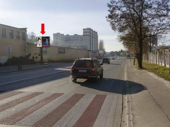 Фото рекламної площини за адресою Брожко ул. (бывш. Кировоградская ул.), 100м. от ул. Изюмская, в сторону пр. Лобановского (бывш. Краснозвездный пр.)