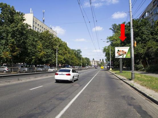 Фото рекламної площини за адресою Чоколовский бул., 18, в сторону ст. м. "Шулявская"