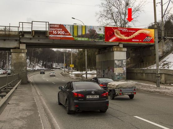 Фото рекламної площини за адресою Щусева ул., ст. м. "Сырецкая", в сторону Интернациональная пл.